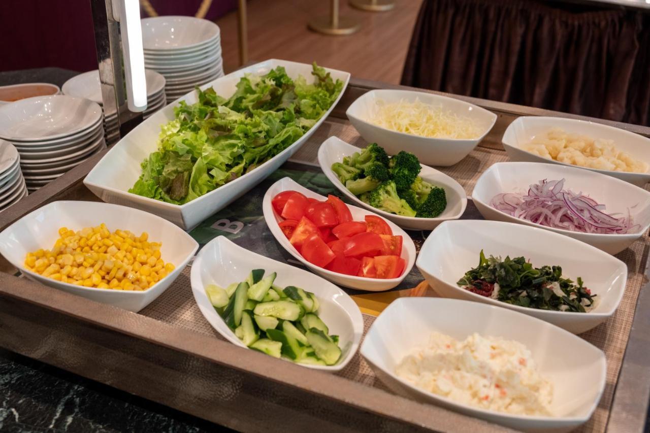 Hotell Toshi Center 4*