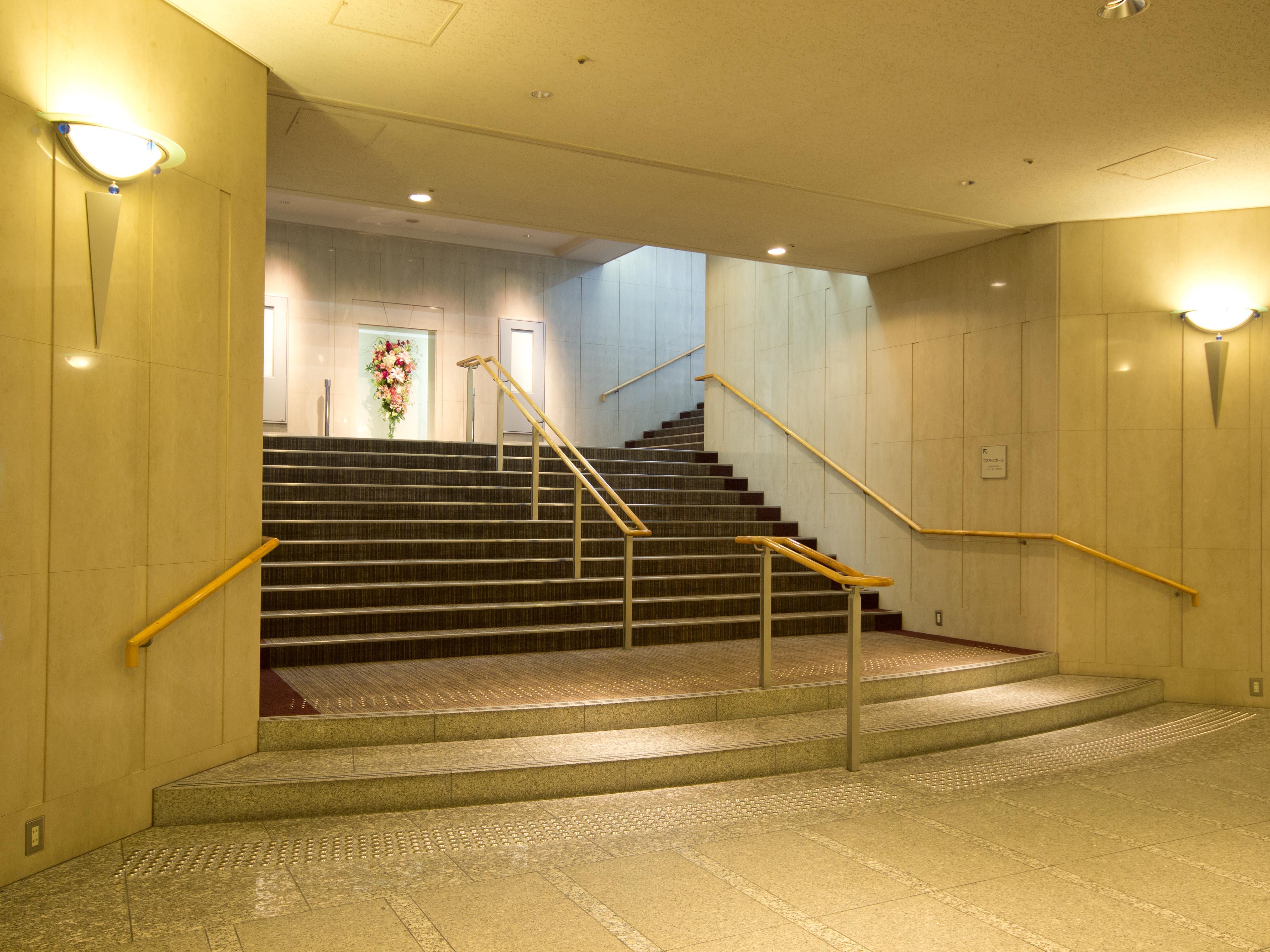 Hotell Toshi Center 4*